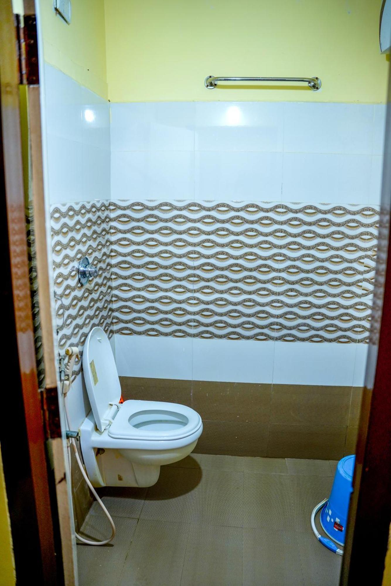Lotus Pond Resort & Spa Bapatla Exterior photo
